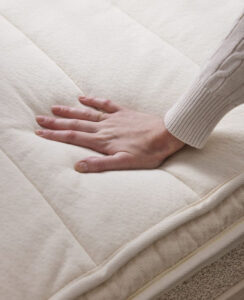 بررسی کیفیت تشک