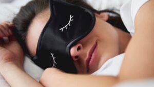 تاثیر خواب بر پوست